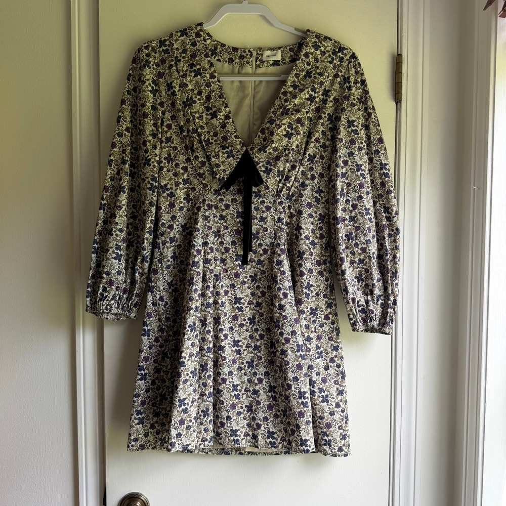 Aureum Floral Cotton V-Neck Mini Dress with Velvet Bow Purple Tan AD1744 Small